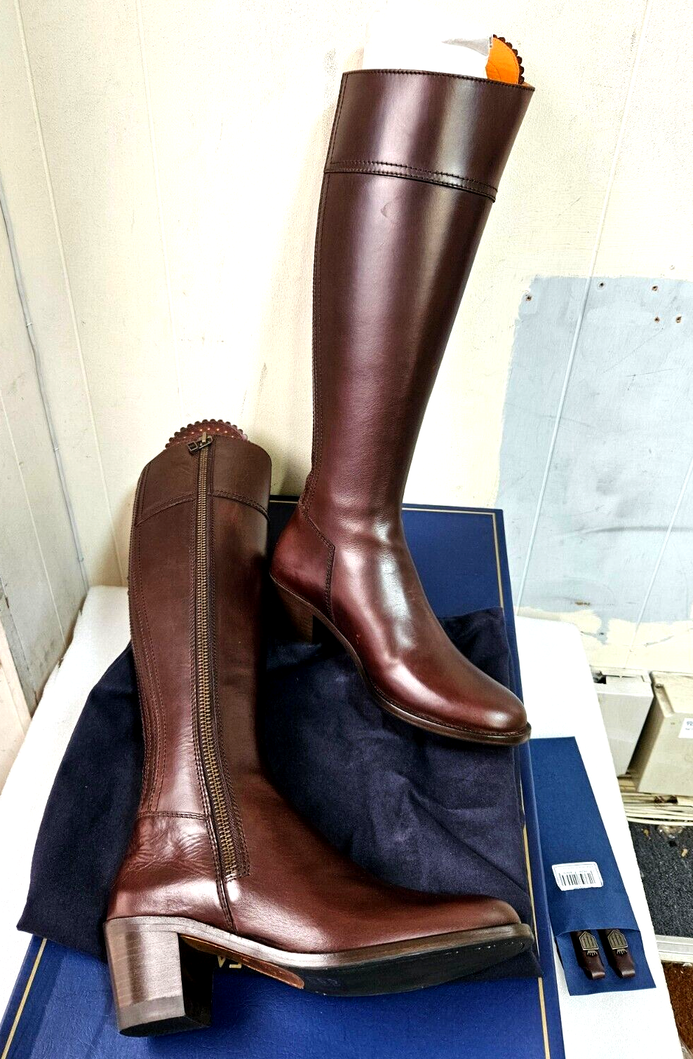 Fairfax &Favor LEATHER HEELED REGINA ,MAHOGANY ,Size 7(EU 40)REGULAR FIT (H 202)